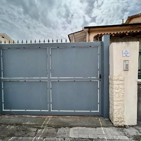 Mimi E Coco Shabby House Apartman